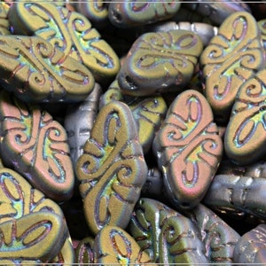 4 pcs Chalk Matted Vitrail Full 19x9 mm Czech Arabesque Beads (13236)