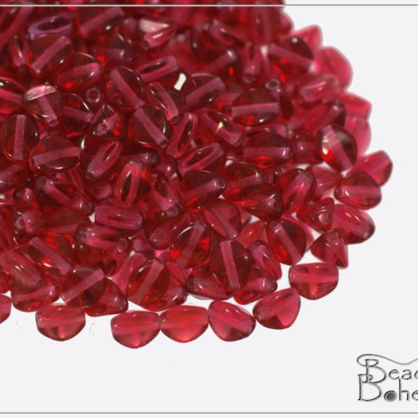 50 pcs Transparent Red Fuchsia Czech Glass Pinch Beads 5x3,5 mm (10167)