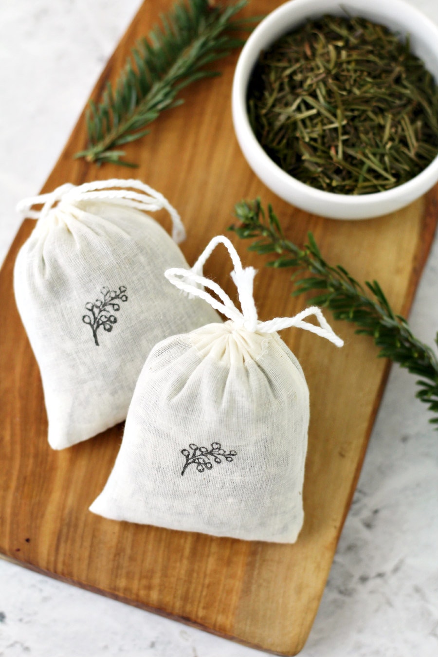 Fir Tree Needle Woodsy Pine Fragrance Sachet - Botanical Stamped Muslin Bag