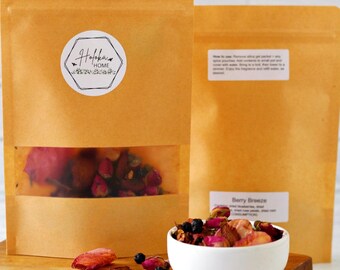 Berry Breeze Spring Simmer Pot Kit - Springtime Stovetop Potpourri - Home Fragrance - Blueberries, Strawberries, Rose Petals, Mint