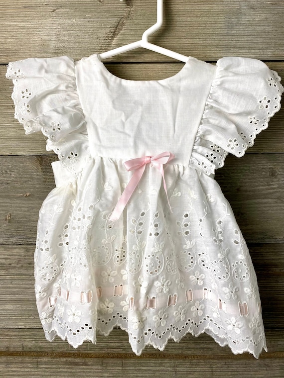Vintage Baby Girls White Eyelet Lace Pinafore Apron Dress Size 9 12 Months Etsy Canada