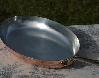 French Copper Fish Steak Fry Pan: New Hand Wiped Tin-Lined Oval Saute Skillet, Made in France, 35cm 13 3/4 inch