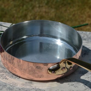 Padella Gaillard of Paris in rame: 20 cm, nuova, con rivestimento interno in stagno e manico in bronzo – Utensile da cucina francese antico