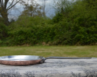 Poêle à crêpes en cuivre Poêle à crêpes avec poignée en fer Antique New Villedieu étain Français cuivre trois rivets solides 1 mm Cuivre de qualité cuisine normande