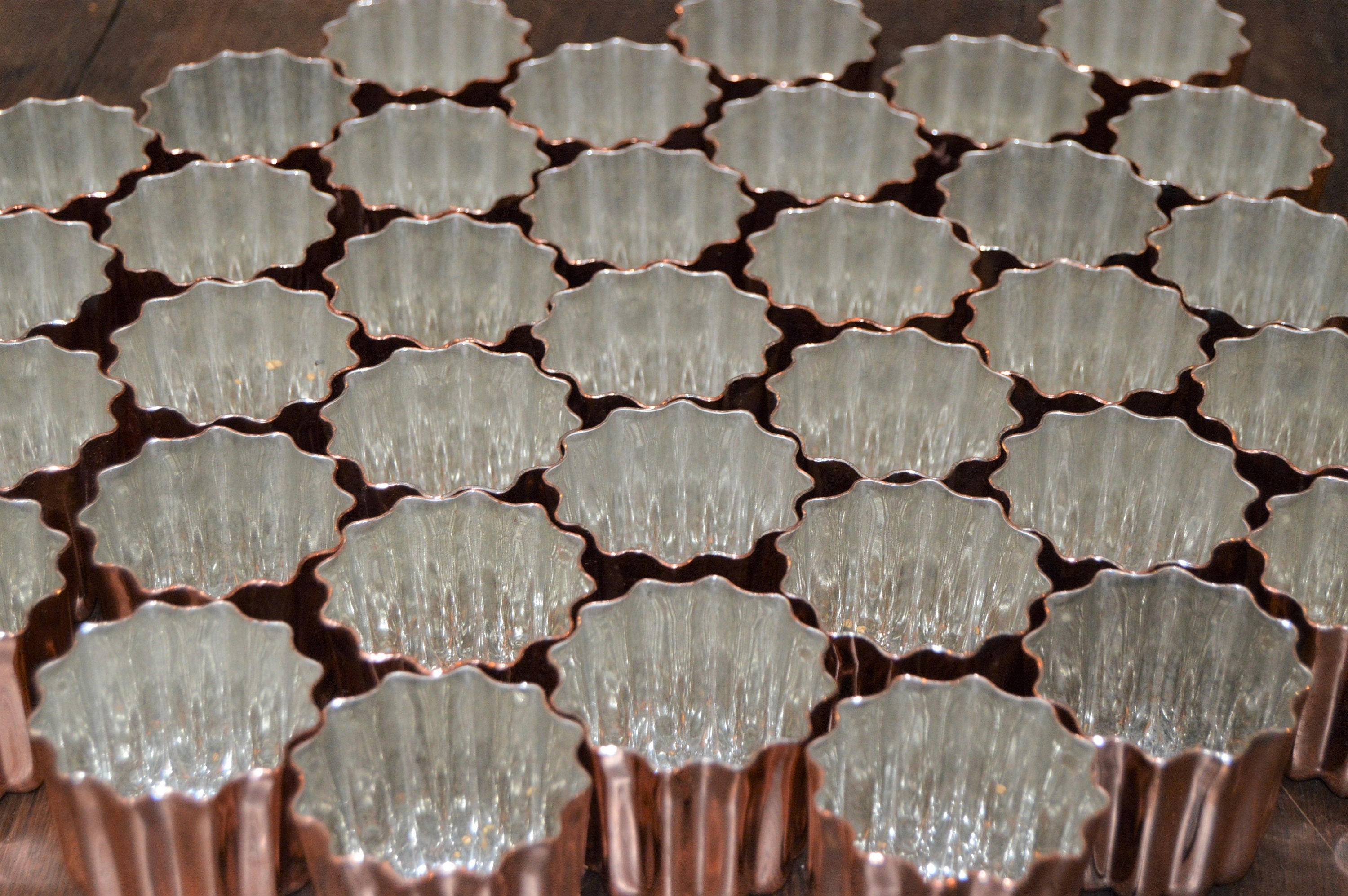 48 Caneles Cuivre Grand Nkc 5, 5 cm 2 1/8 Canelés Bordeaux 48 Bordelais Moules à Gâteaux Normandie C