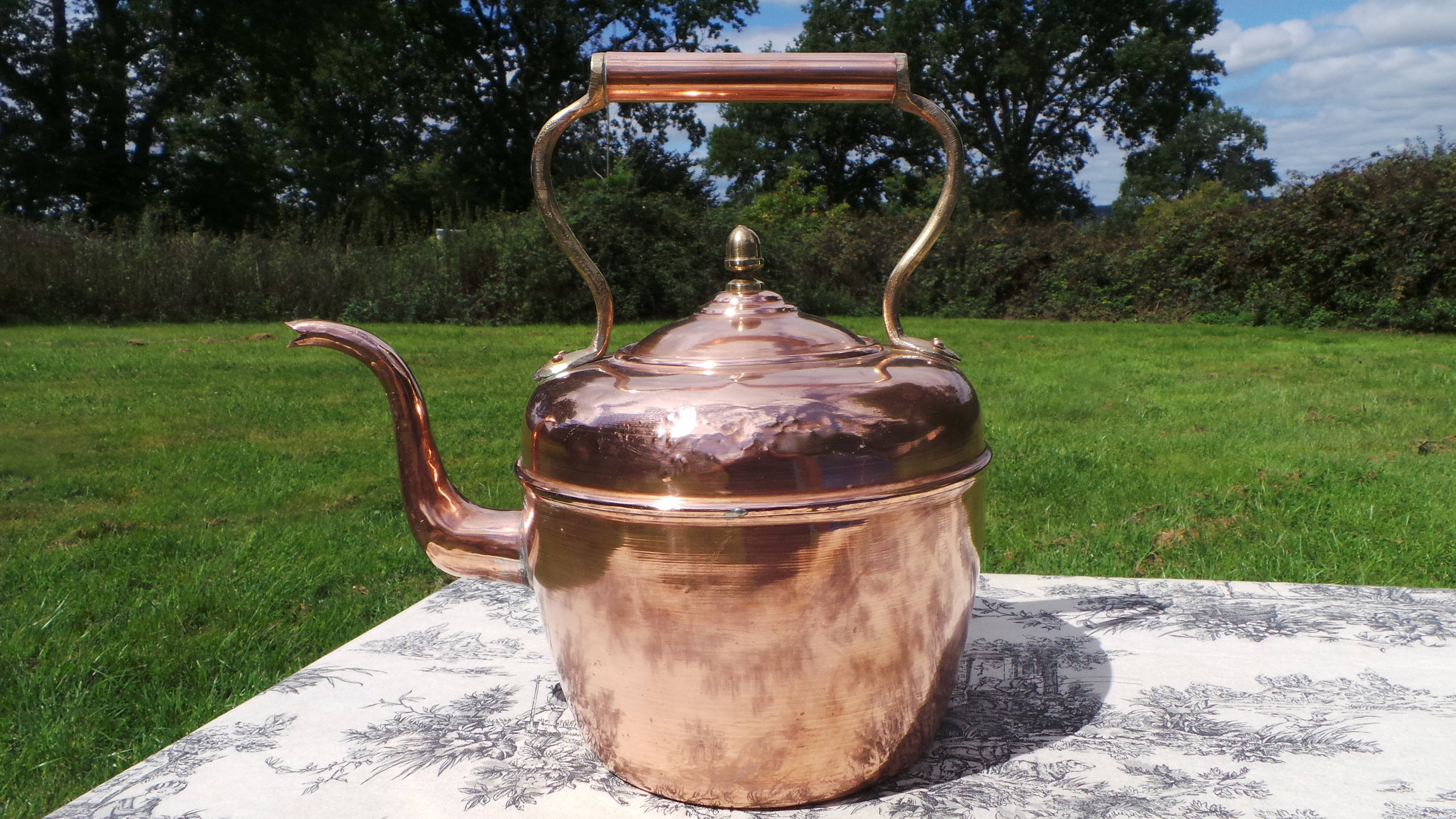 Antique Copper Kettle with Brass Handle