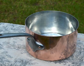Grands Magasins Du Louvre Paris Antique Copper Saucepan French Professional 22cm 8 5/8 Inches Iron Handle New Hand Wiped Tin Lined 2.1mm
