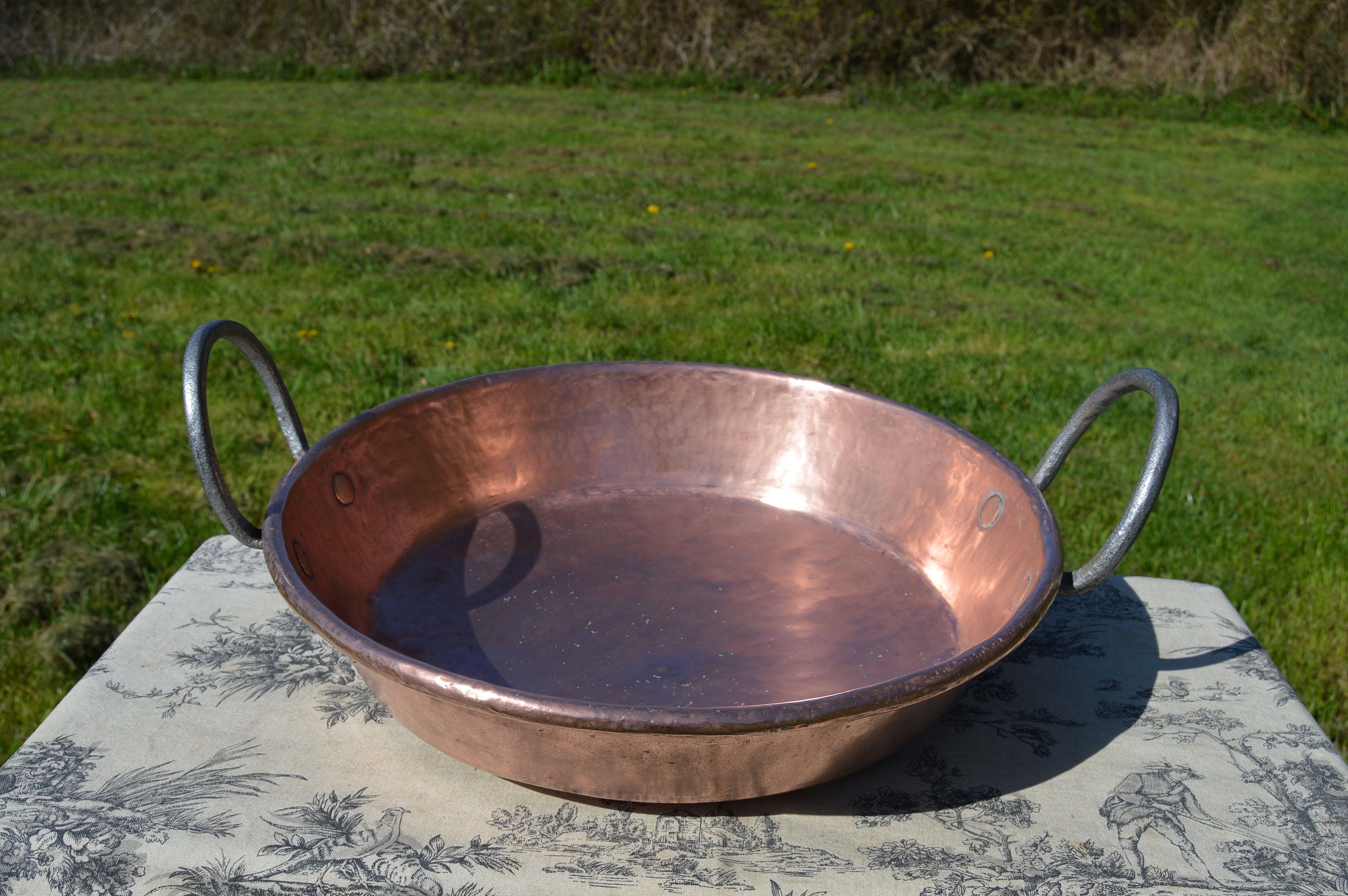 Antique Copper Shallow Roasting Pan With Cast Iron Handle 
