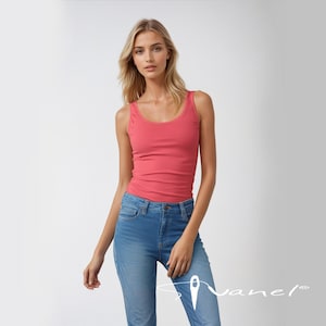 Fitted Viscose Knit Tank Top: Classic Sleeveless Blouse, Versatile Layering Piece