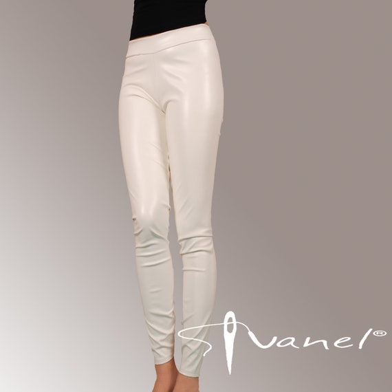 NWOT new SPANX faux leather leggings with white - Depop