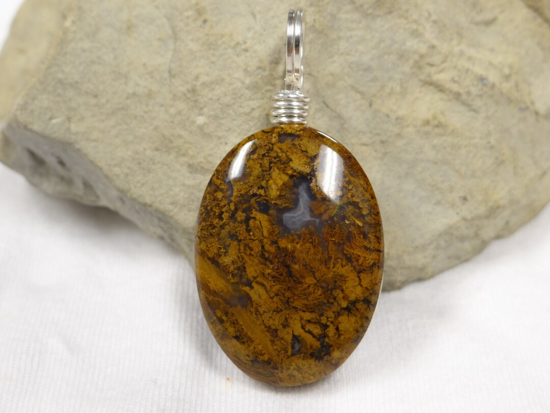 Rio Grande Agate Wire Wrapped Pendant