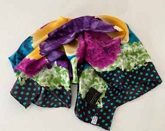 Pañuelo de seda vintage de Christian Lacrois París