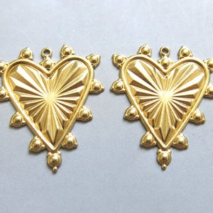 20pcs Raw Brass Heart Charms, Pendant, Findings 30mm x 26mm - F2074
