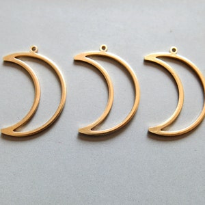 50pcs Raw Brass Crescent Rings , Findings 26mm x8mm - F1136