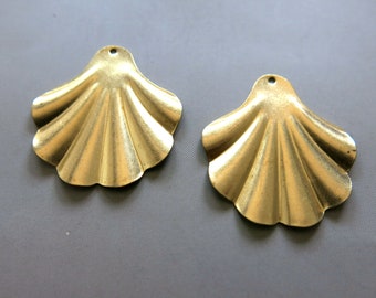 10pcs Raw Brass Ginkgo Leaf Charms, Pendentifs 33mmx30mm - F1978