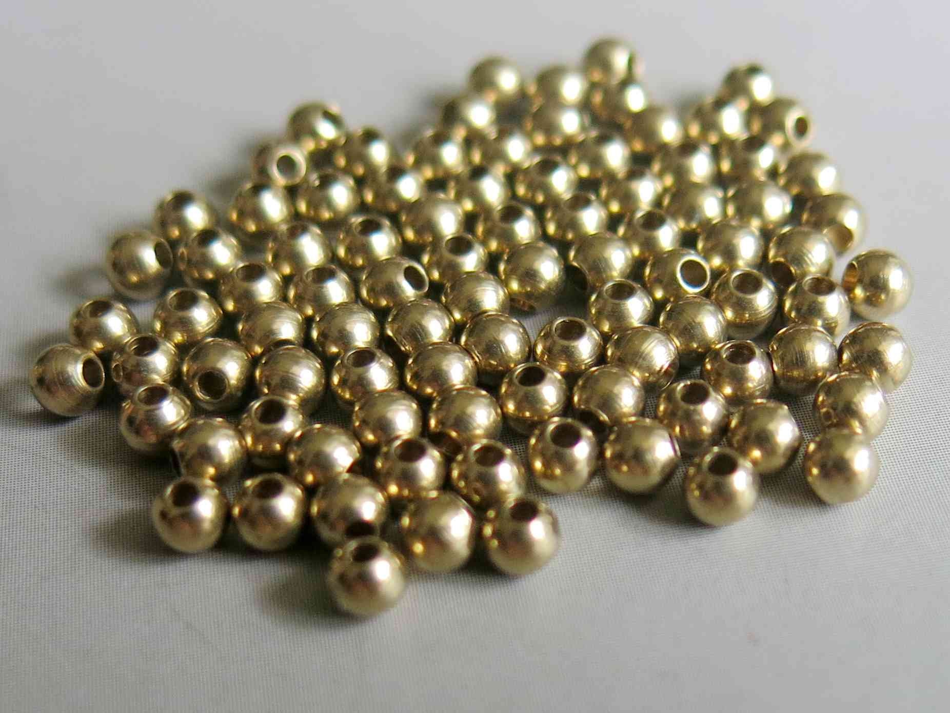 10 perline rotonde piatte in ottone con pavé di zirconia cubica, ideali