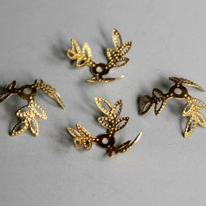 50pcs Raw Brass Flower Shape Bead Caps, Findings 12mm - F46