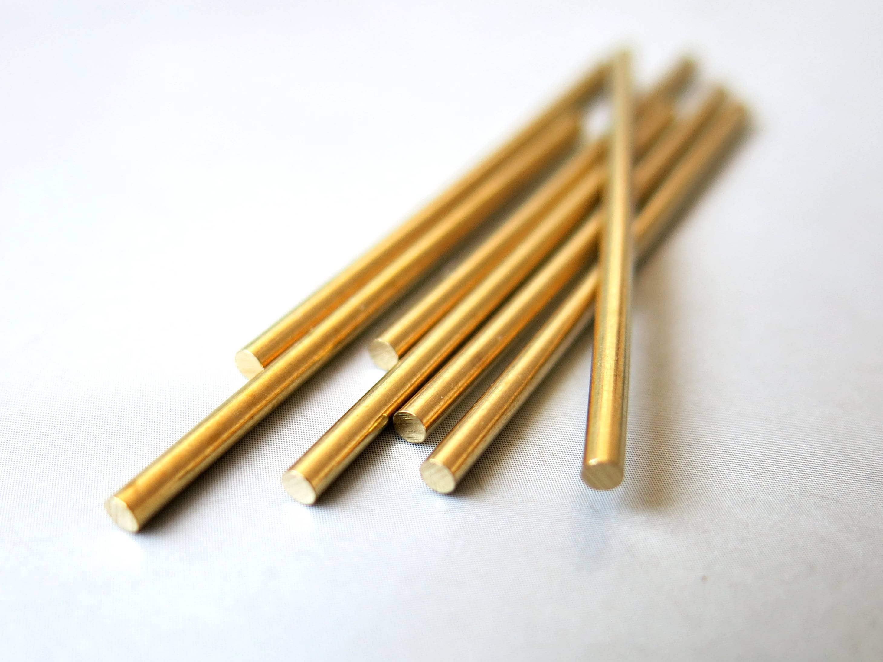 50個入り生真鍮棒：ソリッドメタルロッド（60 mm x 1.5 mm）-F2141