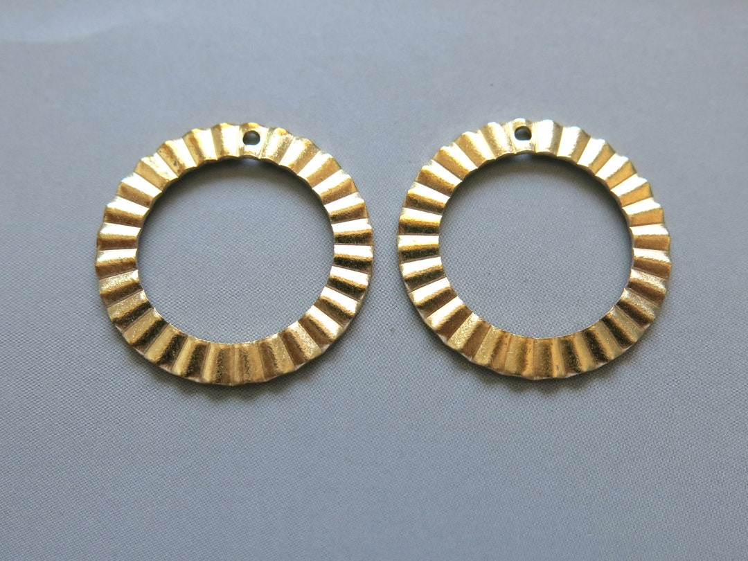 20pcs Raw Brass Round Charms, Pendants 27.5mm - F1234 - Etsy