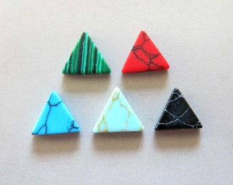 10pcs Triangolo Piatto Fette Cabochon Turchese, Howlite Stones 8mm