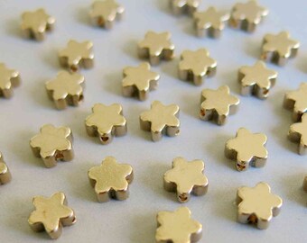 100pcs Raw Brass Flower Shape Beads Spacer Beads 6mm - F225