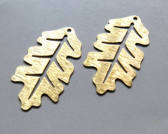 20pcs Raw Brass Charms, Leaf Textured Pendentifs Résultats 35mm x 19mm - F2030