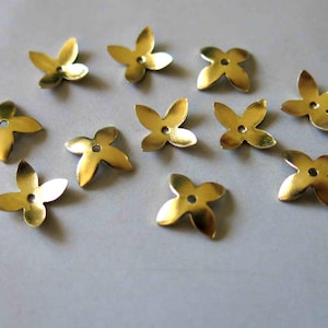 100pcs Raw Brass Flower Shape Bead Caps,  Findings 8mm - F501