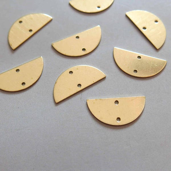 100pcs Raw Brass Half Round Charms, Stamping Tags Findings 21mmx10mm - F789