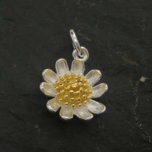 sterling silver daisy charm pendant with gold centre , solid silver daisy flower charm , sterling silver daisy pendant image 2