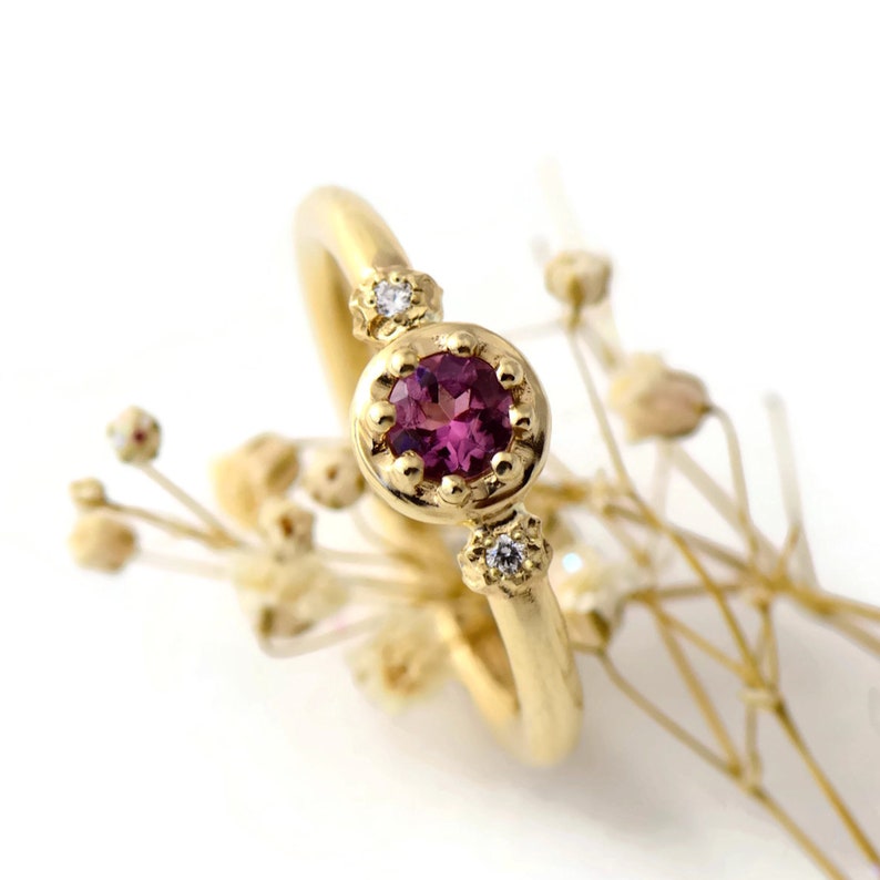 9ct Gold Cluster Engagement Ring, Pink Color Tourmaline Ring, Royal Jewelry, Solid Gold Ring, Hallmark Jewelry, Three Stone Ring, Gemstone Pink tourmaline