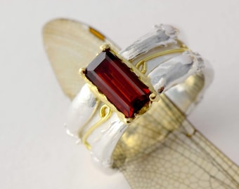 Sculptural Sterling Silver Ring: Gold Accent, Garnet Gemstone