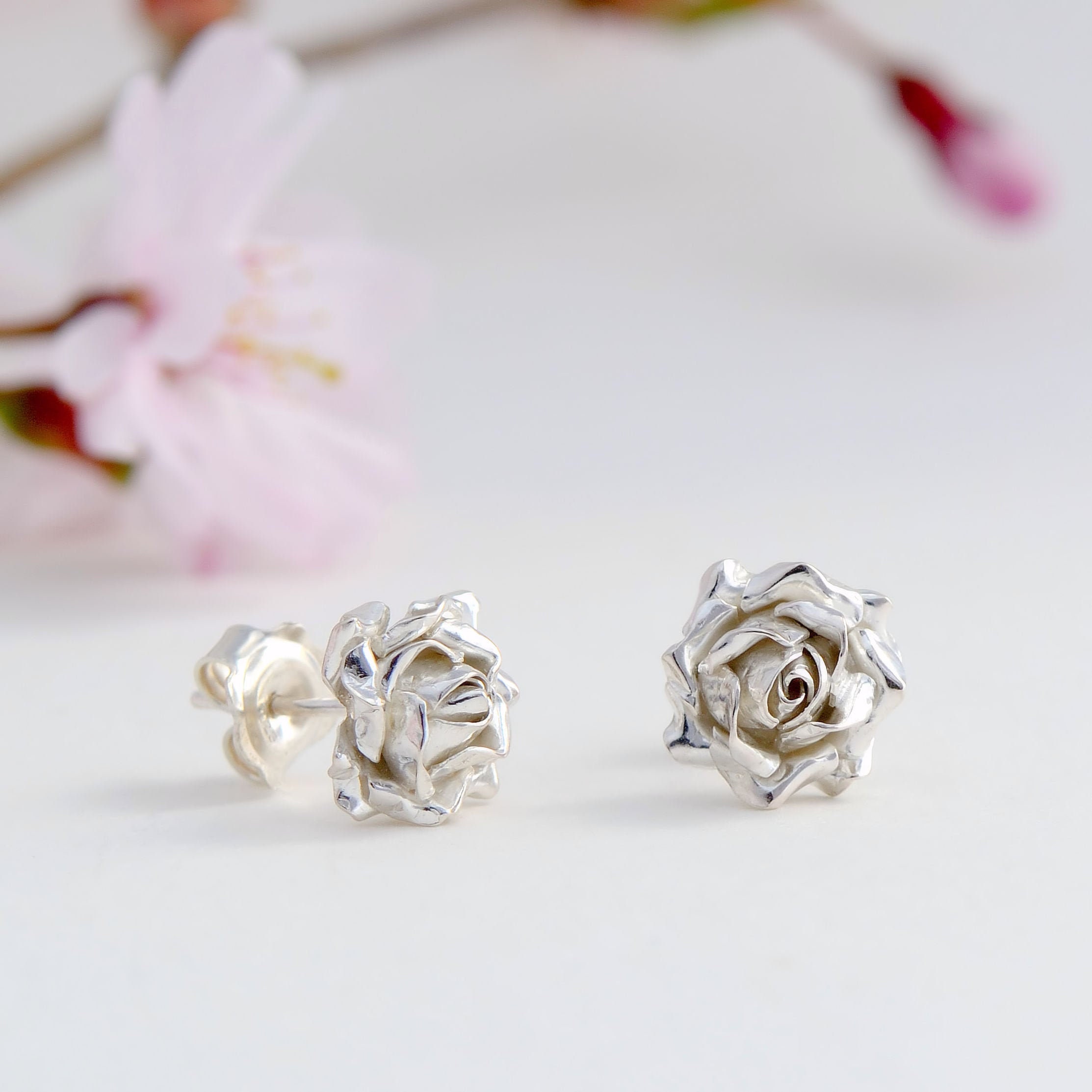 Sterling Silver Studded Flower Studs – Zynnia