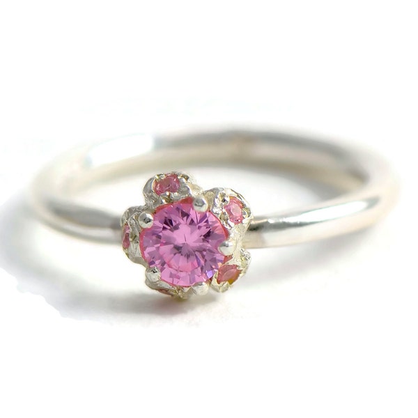 Sakura Ring, Kirschblüten Verlobungsring, Rosa Turmalin Ring, Farb Verlobungsring, Cluster Verlobungsring, handgemachter Schmuck