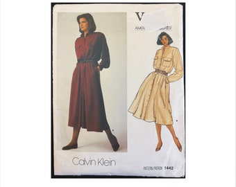1980s Size 10 Bust 32 1/2 Calvin Klein Loose Fitting Button Front Dress Pockets Vogue 1442 Vintage Sewing Pattern American Designer Postcard