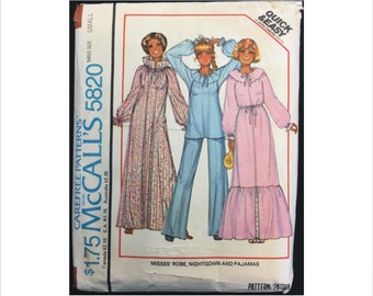 Uncut 1970s Size Small Bust 32 1/2 34 Quick Easy Robe Nightgown Pajamas McCalls 5820 Vintage Sewing Pattern 10 12 70s Raglan Sleeves