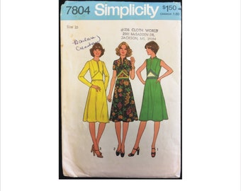Uncut 1970s Size 10 Bust 32 1/2 Contrast Shaped Midriff Dress Simplicity 7804 Vintage Sewing Pattern Stand Up Collar Sleeve Variations