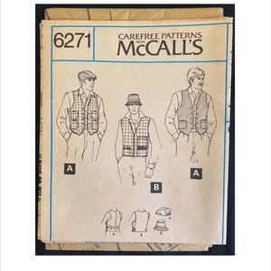 Oklippt 1970-tals set med västar, keps och irländsk hatt, storlek 42, bröst 42. McCall’s 6271 vintage sömnadsmönster med vändbar knapp och dragkedja framtill.
