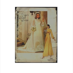 1970s Size 10 Bust 32 1/2 Wedding Gown Train Slip Veil Vogue Bridal Design 1488 Vintage Sewing Pattern Dress Bridesmaid 70s