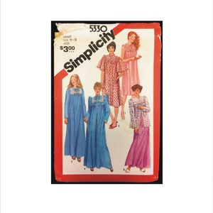 Uncut 1980s Sz Small Pullover Nightgown Robe Bedjacket Simplicity 5330 Vintage Sewing Pattern Bust 32 1/2 34 Granny Gown 2 Lengths Variation