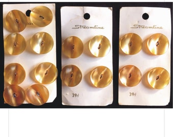 Lot 16 Streamline Translucent Buttons Gold Concave 13/16 Inch Vintage 1960s On Cards 2 Holes Creased Style Unknown