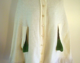 60s Mod Cape Fringe Button Front One Size Vtg Sweater Poncho Hippie 70s Acrylic