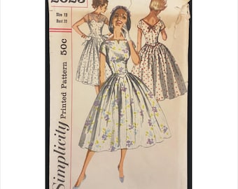 1950s Size 13 Bust 33 Basque Bodice Graduation Dress Simplicity 2023 Vintage Sewing Pattern Kimono Sleeve Bateau Neckline Full Skirt Juniors
