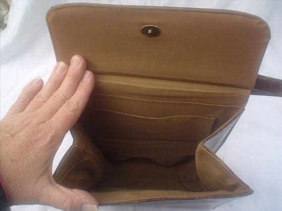 50s 60s Brown Textured Vinyl Handbag Vintage Fram… - image 8