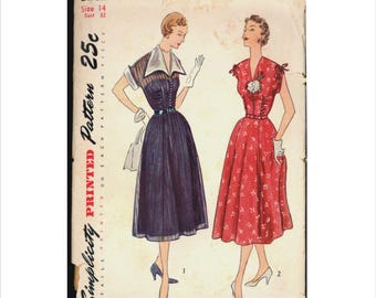 1950s Size 14 Bust 32 Detachable Collar Cuffs V Neckline Dress Simplicity 3262 Vintage Sewing Pattern Mid Century Drawstrings