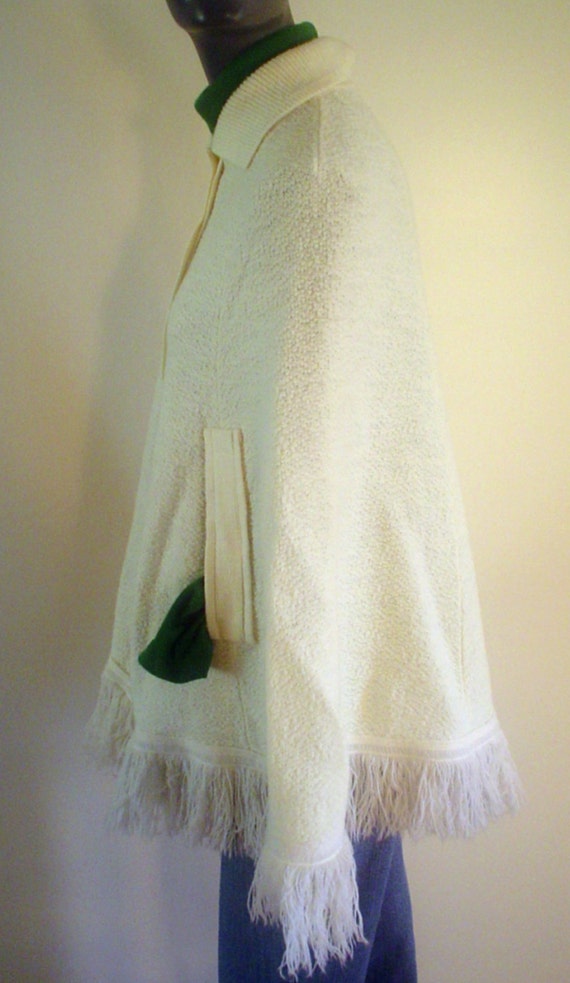 60s Mod Cape Fringe Button Front One Size Vtg Swe… - image 2