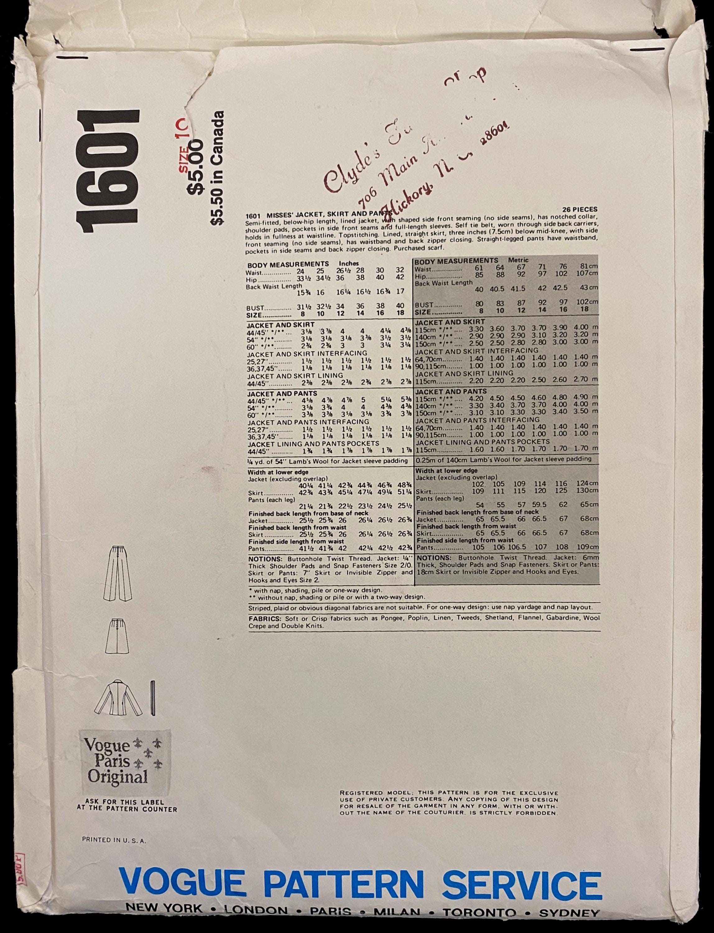 1970年代、サイズ10、バスト32 1/2、ピエール・バルマン、裏地なし