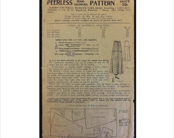 1910s Size 20 years Waist 25 Yoke Skirt Peerless 7163 Vintage Sewing Pattern WWI Button Front Pockets