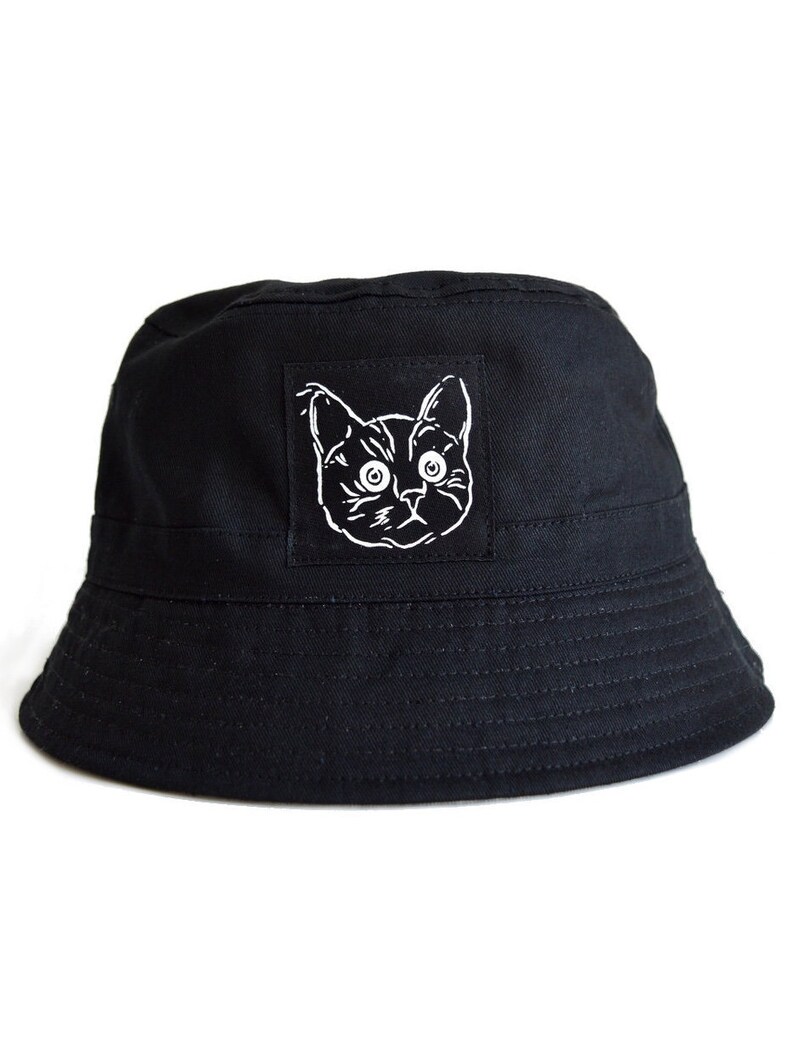 bucket hat cat