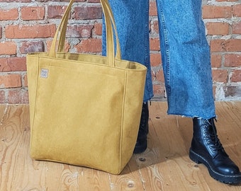 Bolso hobo vegano de nobuk color mostaza: bolso de mano extragrande e impermeable.