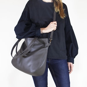 Messenger bag women - carry on bag | Sister gift ideas | Vegan crossbody bag